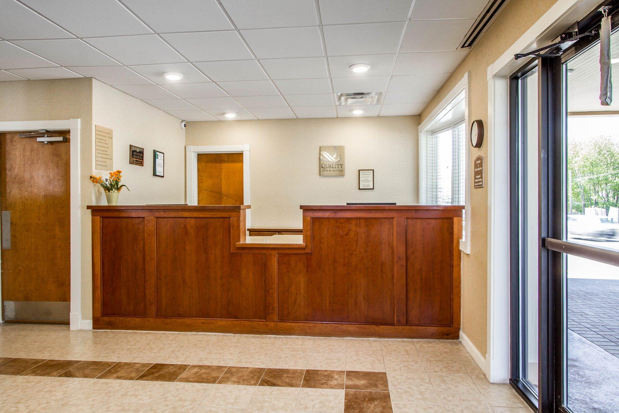 Quality Inn & Suites South Portland Exterior foto